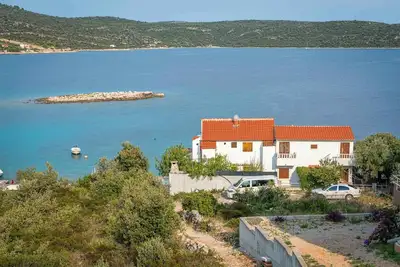 Appartement de vacances avec vue sur la mer à seulement 50 mètres de la plage