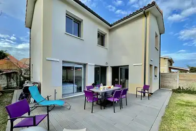 Image de Villa moderne pour 8 pers. en plein centre de Lacanau avec Wifi- 383773