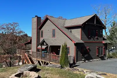 Image de Blowing rock/mins to main st /pets/App Ski 3 miles