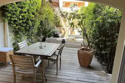 Image de Appartement proche centre 5 min Ă pied et 5 min en voiture des plages