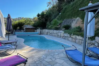 Image de Superbe villa avec piscine location saisonnière juillet et août 8\/9 personnes