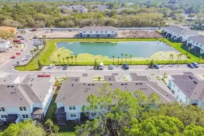 Image de Luxury New Home in University Park Sarasota