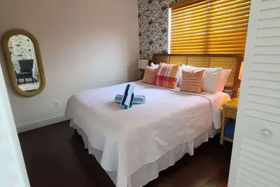 Image de Duval Street Suites full kitchen, free parking, heated pool