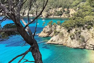 Image de 5 minutes a pied de la plage et sentier littoral. . Appartement de type 2 de 45m2