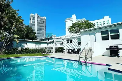 Oia House Brickell/Beach 10 minutes/Pool/Location