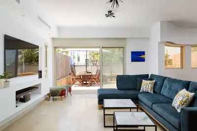 Image de Luxury Villa, Terrace with Sea View in the center