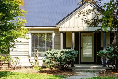 Image de Small town home away from home