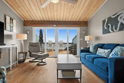 Image de Dolphin View-Ocean Front, Multiple pools, Decks overlooking the ocean!