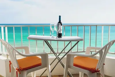 Image de Sunny Seaside Flat w/ Terrace | Ocean View
