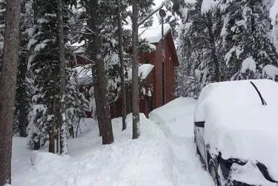 Image de Bear Park Cabin, glacier, lakes, fishing & hiking, Atv trails!