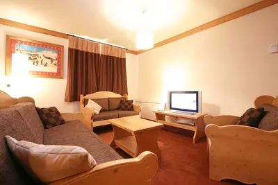 Image de 50m des commerces, balcon, parking, télévision, casier à ski, 115m², Les 2 Alpes