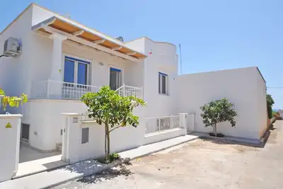 Image de Comfortable cottage 100 m from the sea, 4\/6 places, barbecue, A\/C