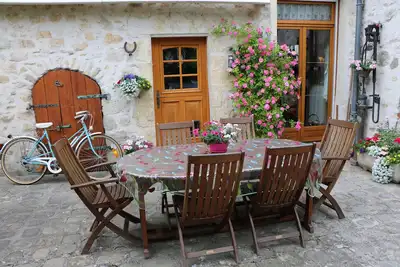 Image de Gîte de charme près de Fontainebleau, près des sites de varappe et de randonnée
