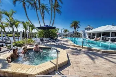 Image de Comfortable Condo w/marina and Icw views & Private Beach Access