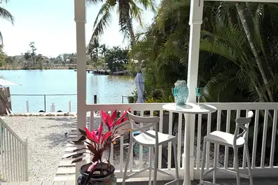 Image de Naples Cottage For Two- Your own private house