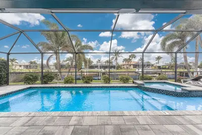 Image de V Tranquility - Waterfront Luxury Home in Punta Gorda, Fl