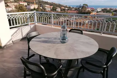 Image de Appartement 4 personnes sur les hauteurs du village de L'Ile Rousse