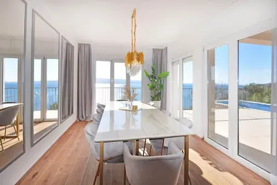 Villa Iva with sea view and pool
