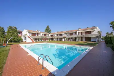 Image de Cinzia Apartment Front Beach, Sirmione, Italy