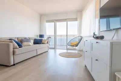 Image de Precioso apartamento con piscina y vistas al mar
