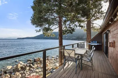 Image de Lakefront Luxury | Priceless Views of Lake Tahoe