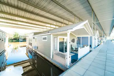 Image de \"The Boathouse\" on Flint River @ Bainbridge Marina
