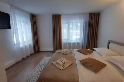 Image de Casa Emy Busteni - Accommodation\/Tourist attractions