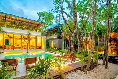 Image de Tulum's Most Instagrammable Mirrored Loft in La Veleta