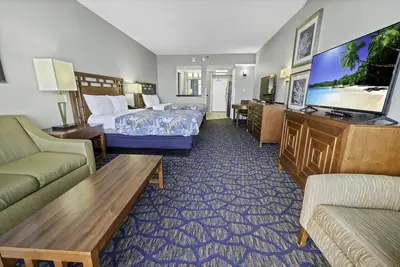 Image de Modern condo w/ public beach access