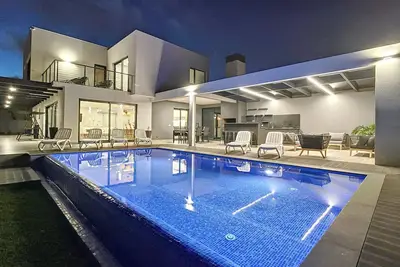 Image de Villa de la Ponte by Atlantic Holiday