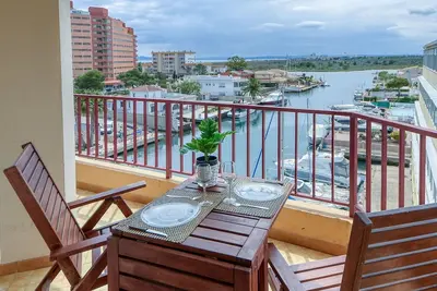 Image de Bel appartement pour 4 personnes avec Wifi, climatisation, Tv et terrasse