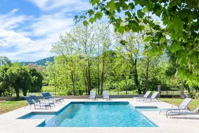 Image de Bel appartement dans une maison de vacances avec Wifi, piscine, Tv, terrasse et parking