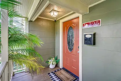 Image de Boho Bungalow 3br, Steps from Swan Lake Morton