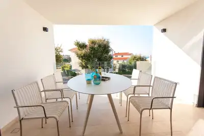 Image de Appartement de trois chambres avec la terrasse Vantacici, Krk (A-19404-a)