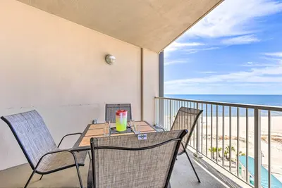 Image de Spacious Biloxi Getaway w\/ Pools & Beach Access!