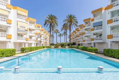 Image de Appartement 'B22 Vistas al mar desde la terraza', proche plage, avec piscine partagée et Wi-Fi