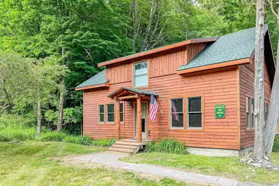 Image de Trails End Cabin - Historic Inlet Home