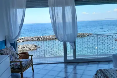 Image de House by the sea