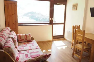 Image de Rez-de-chaussée, vue montagne/montagne, balcon, télévision, 18m², Les Menuires