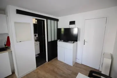 Image de Superbe studio refait à neuf en plein centre de Paris