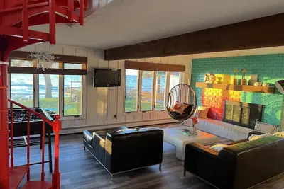 Image de Beachfront Bungalow Retreat on Lake Huron! #9