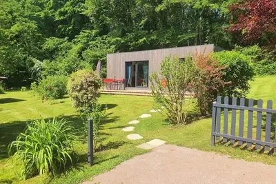 Image de Gîte sur l échelle des 16 écluses canal du Nivernais