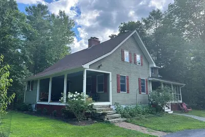 Image de Family friendly pond-side retreat - Short distance to Bowdoin, beaches, hikes