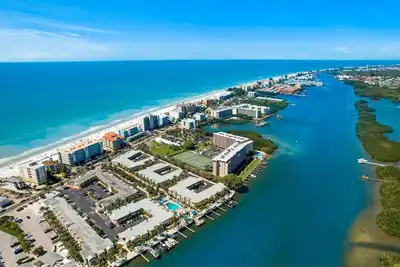 Image de Two Bedroom ground floor condo on the intercoastal across from the beach
