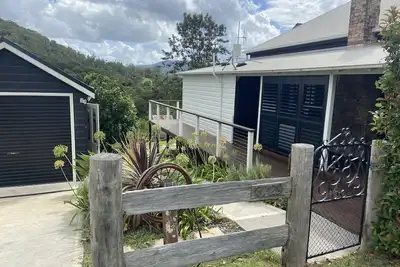 Image de Misty Mountain 2br Cottage with large entertaining deck Krambach Mountain