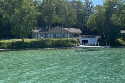 Image de Torch Lake Heavenly Home