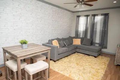 Image de *Car Show* Relaxing Nrg/Texas Medical Center/Rice U Getaway