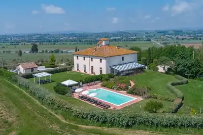 Luxury villa up to 18. Outdoor and indoor pool. jacuzzi and sauna