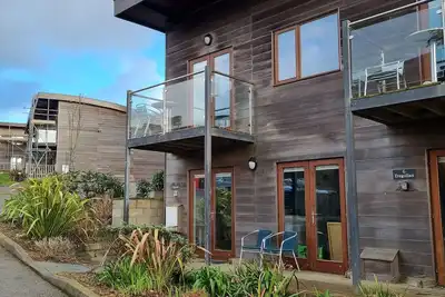 Image de Coastal Eco-Lodge Close to Porthtowan Beach - Hot Tub - 3 Bedrooms, Pet friendly