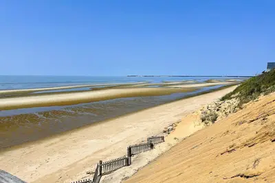 Image de 🐚The Bay Cottage on Thumpertown Beach